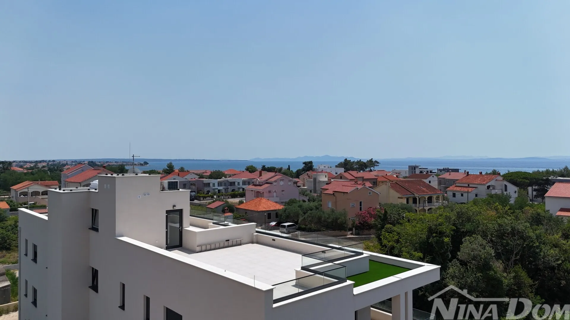 dalmacija- privlaka- penthouse 250 metara od mora - slika 12