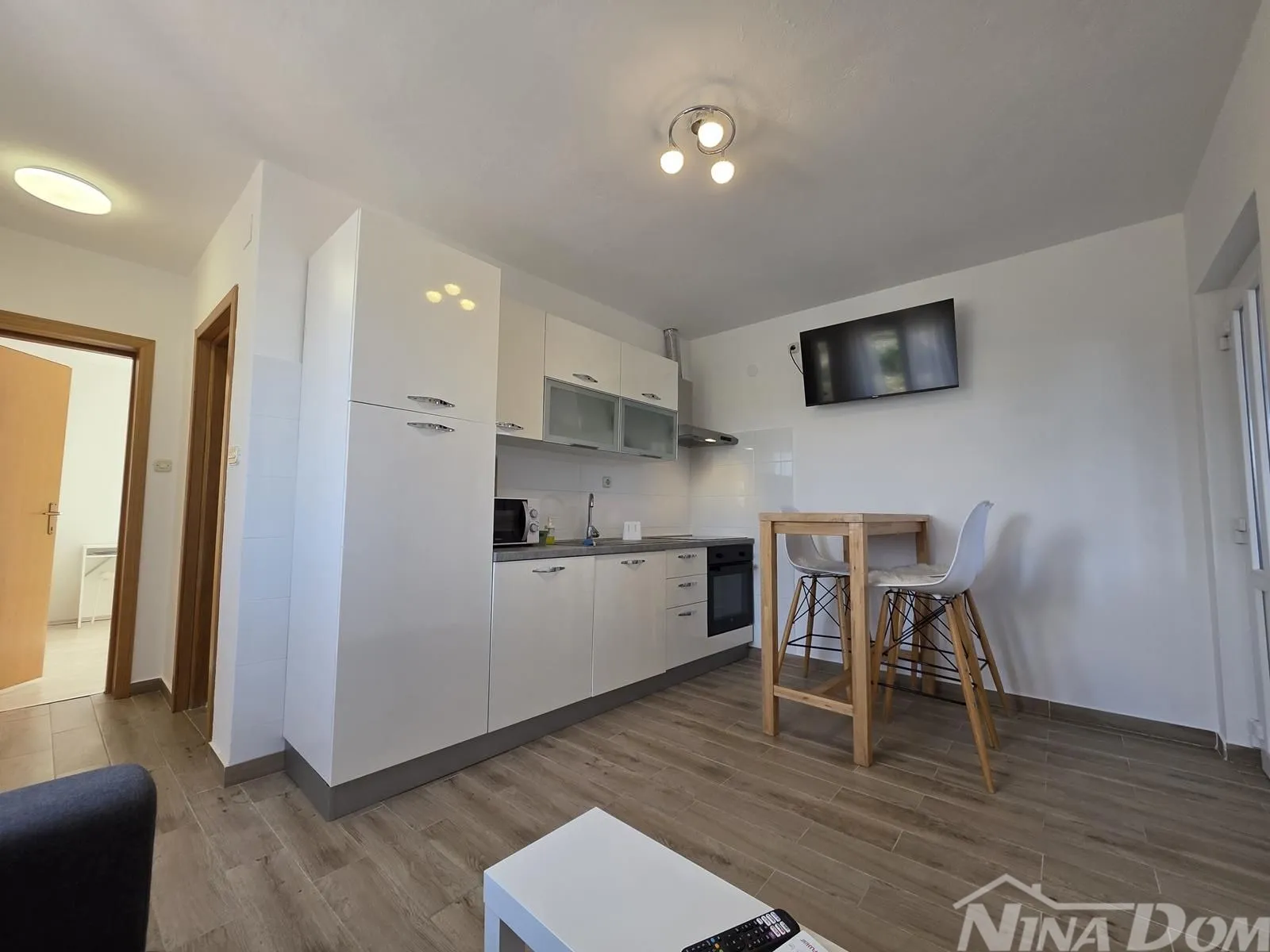 prodaja apartmanska kuća ražanac - slika 7
