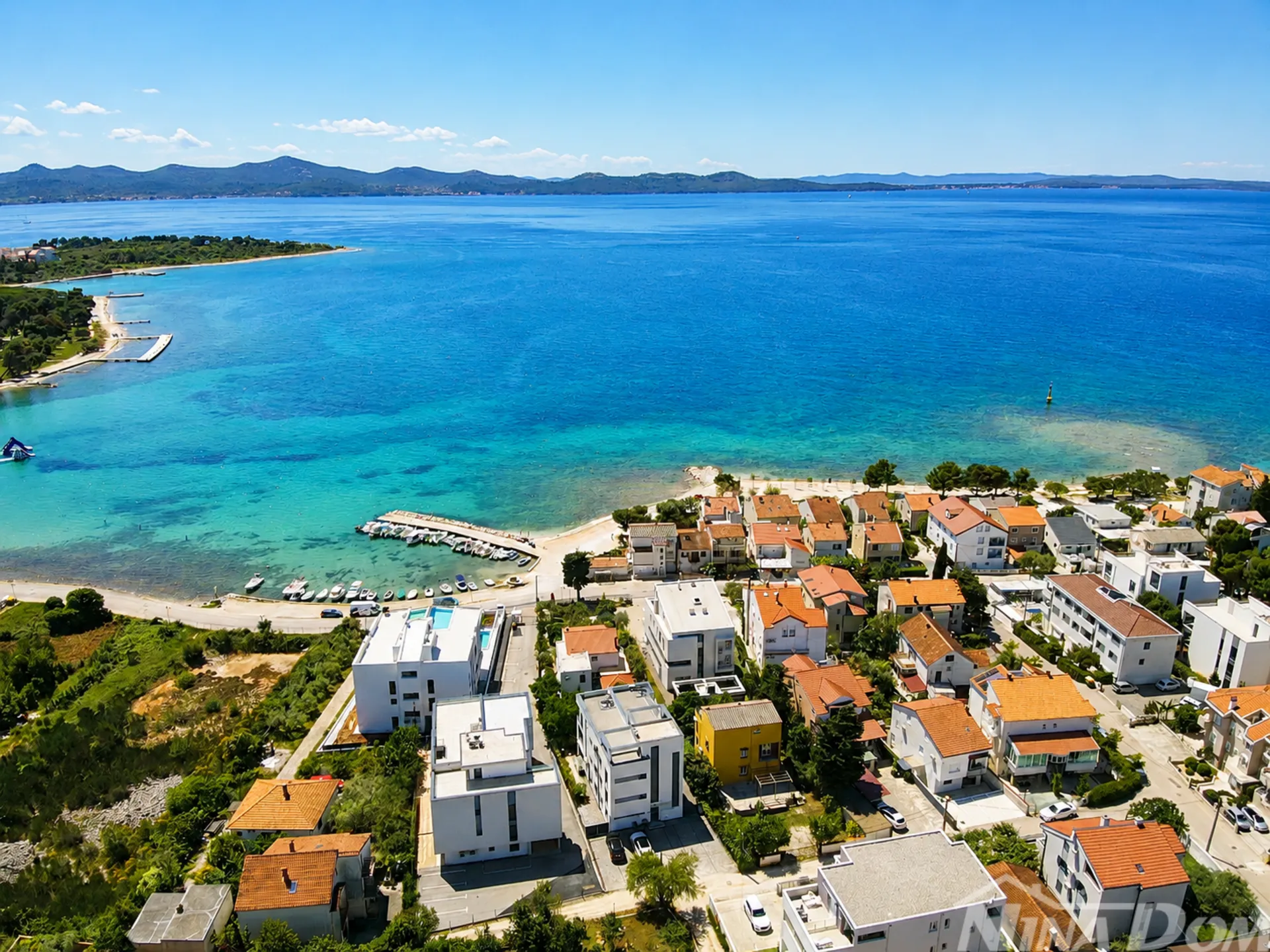 Hrvatska-Dalmacija–Zadar| Moderan stan s krovnom terasom 50 m od mora - Diklo, Zadar