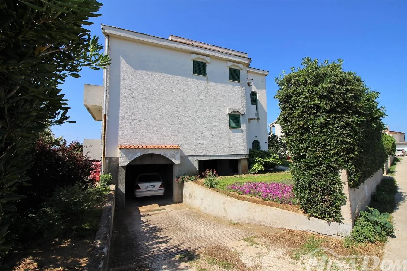kuća prodaja privlaka 465 m2 - slika 2