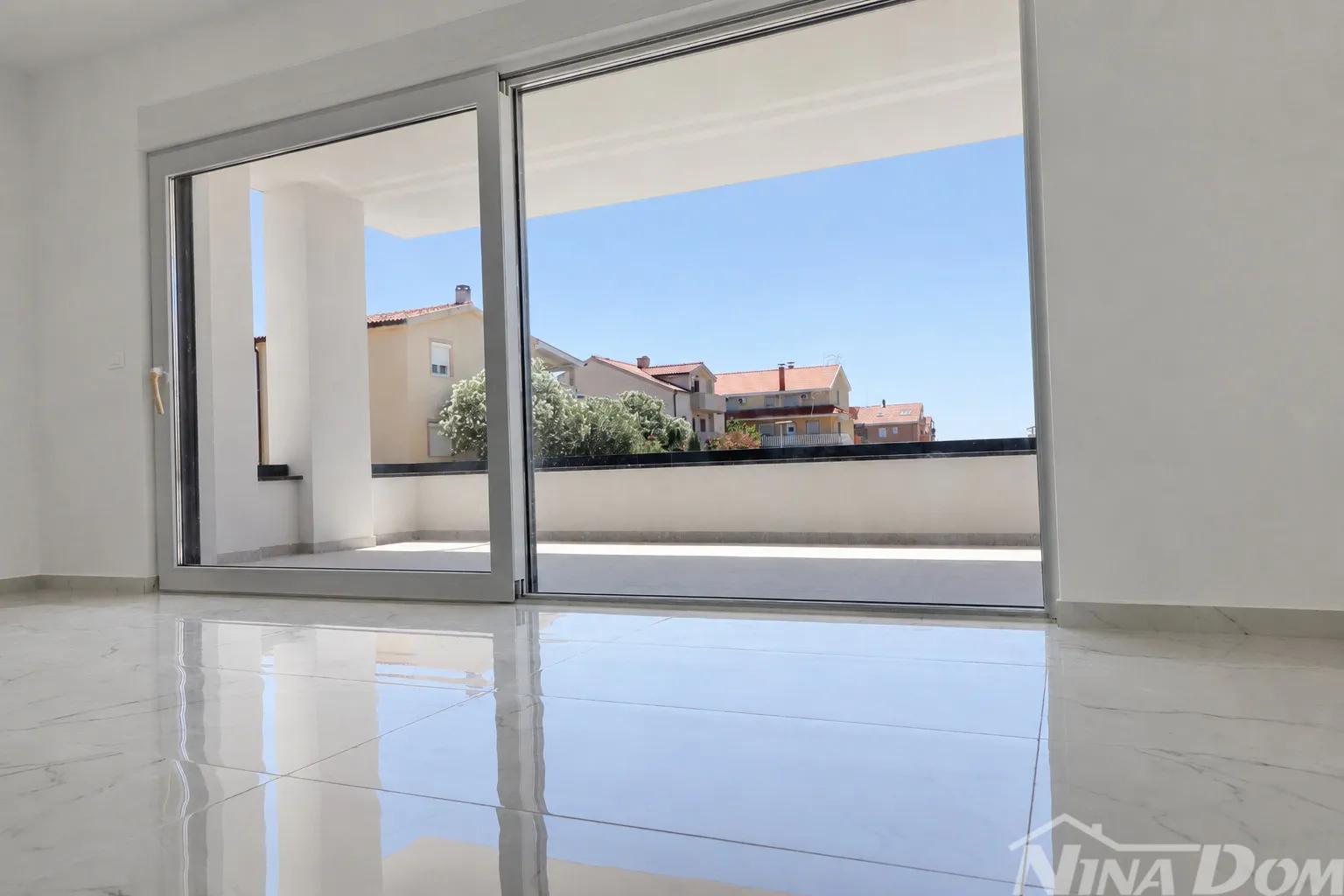 ( s1 ) luksuzan dvosoban apartman- vlastiti vrt- 2 parkirna mjesta - slika 5