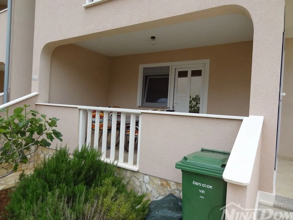 Apartman u prizemlju južna strana otoka Vira, miran i tih dio otoka Vira - Vir, Vir