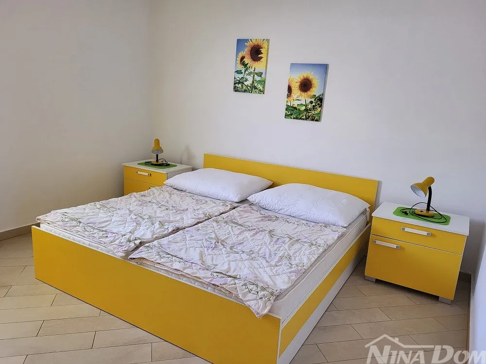 70 met. do mora 3 apartmana - slika 8