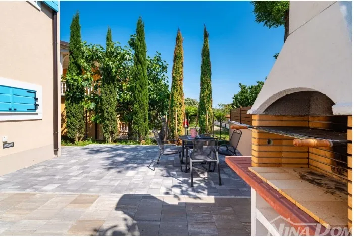 luksuzna kamena villa s bazenom- privlaka, 200 m od mora - slika 3