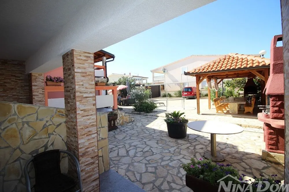 apartmanska kuća 8 apartmana 450 met.do plaže - slika 6