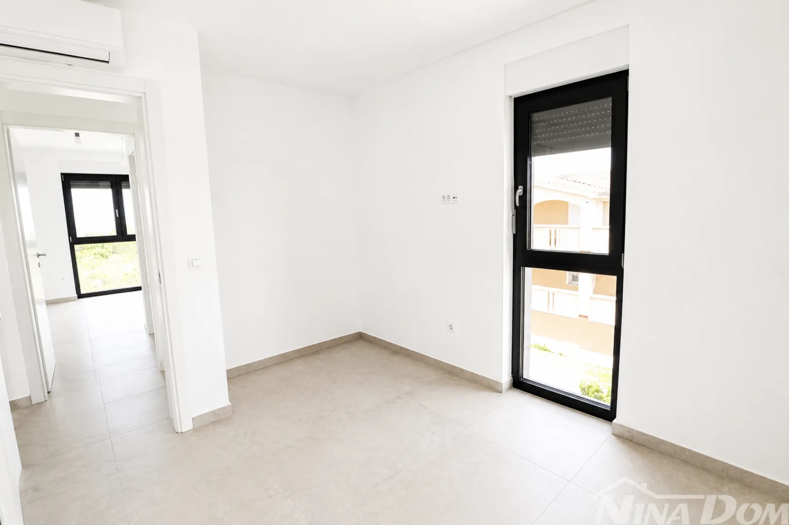 apartman -novogradnja privlaka-250 met. od mora - slika 11