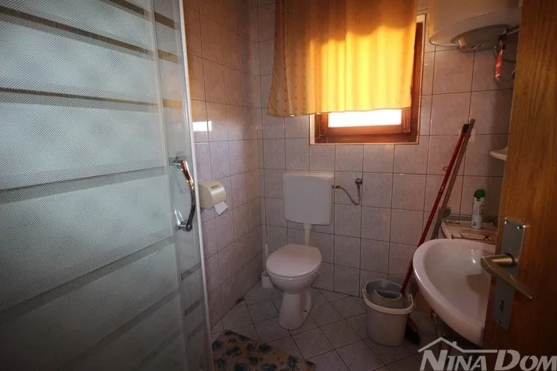 apartmanska kuća 4 stambene jedinice - slika 16