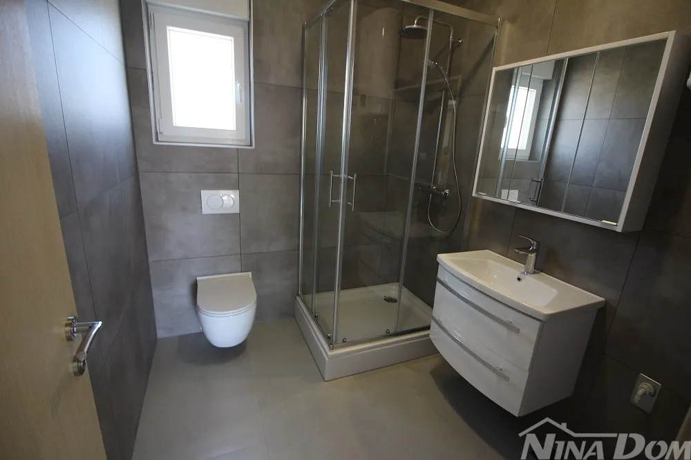 novogradnja s pogledom na more – 81,23 m² na 1 katu - slika 8