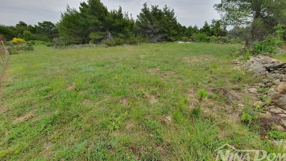 poljoprivredno zemljište, 899 m2 - slika 3