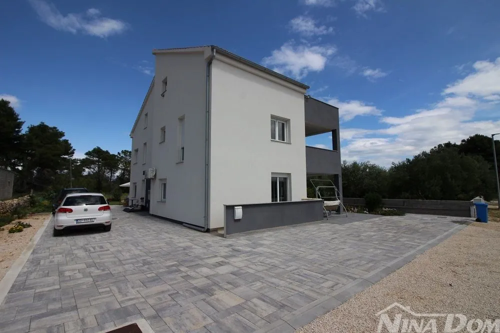 apartmanska kuća novogradnja - slika 30