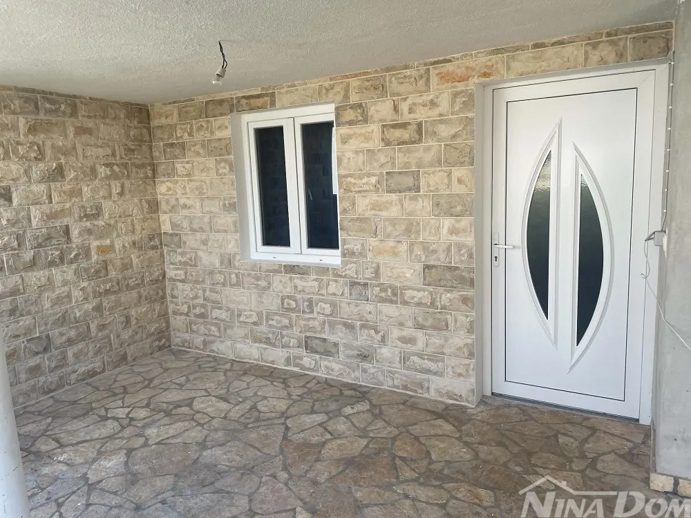 samostojeća kuća s 6 soba – samo 500 m od mora, otok vir! - slika 7
