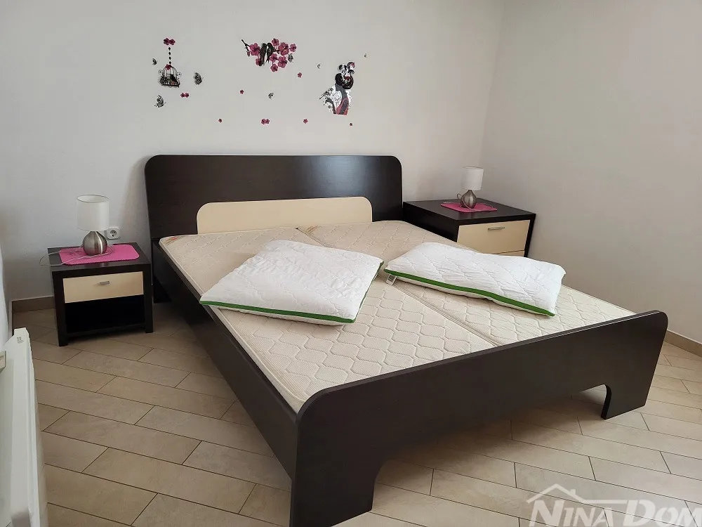 70 met. do mora 3 apartmana - slika 20