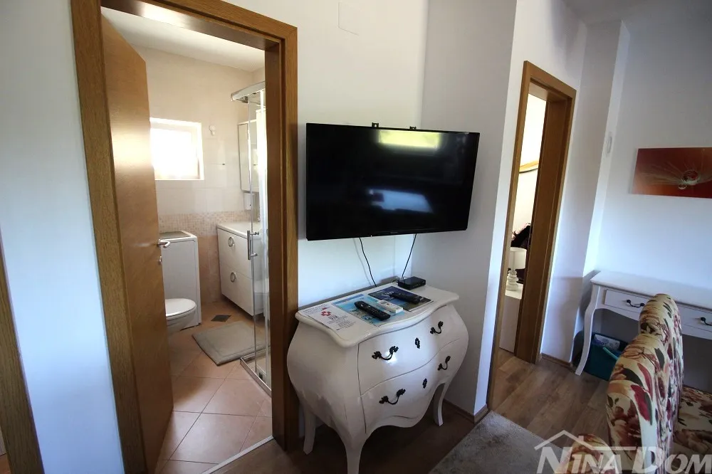 zadar vir apartman u prizemlju - slika 7