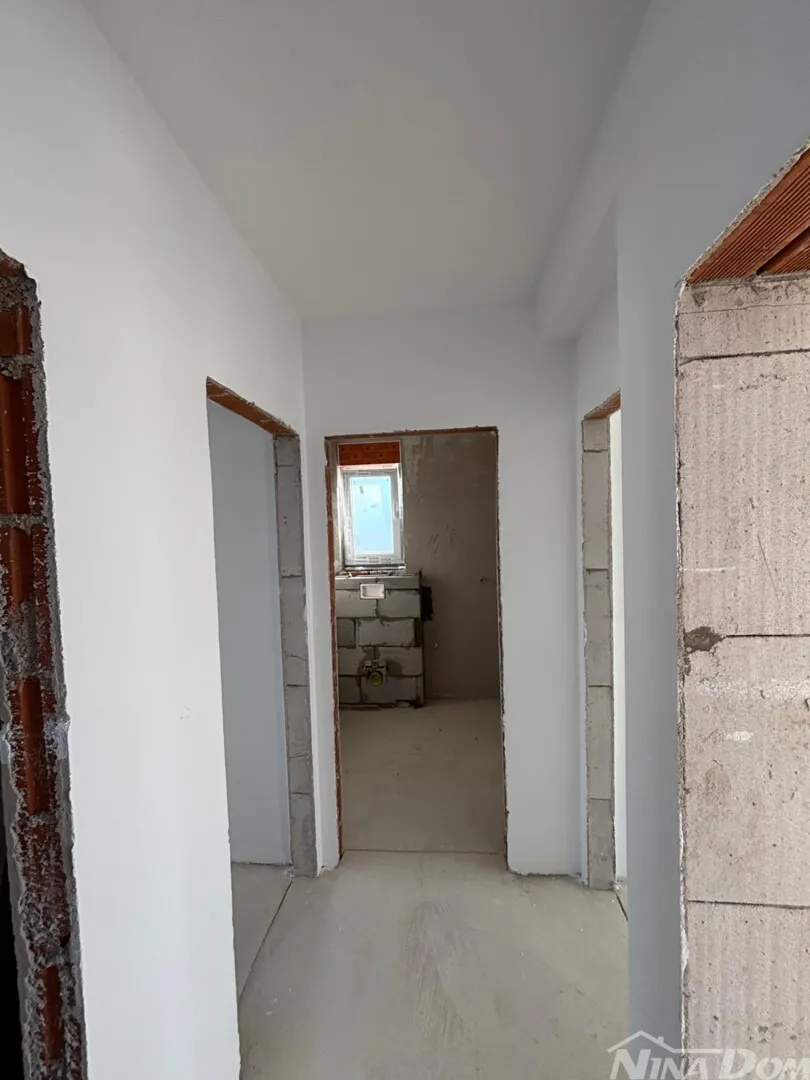 južna strana otoka vira, novogradnja vila s bazenom - slika 11