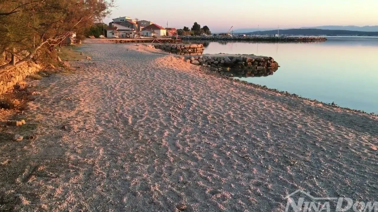 1.red do Mora građevinsko zemljište od 1736m2-3109m2 - Dobropoljana, Pašman