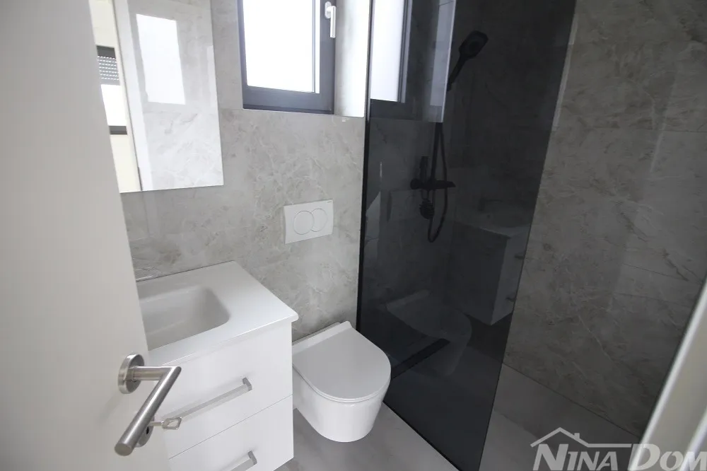 novogradnja, blizina centra i svih sadržaja s pogledom na more. - slika 10
