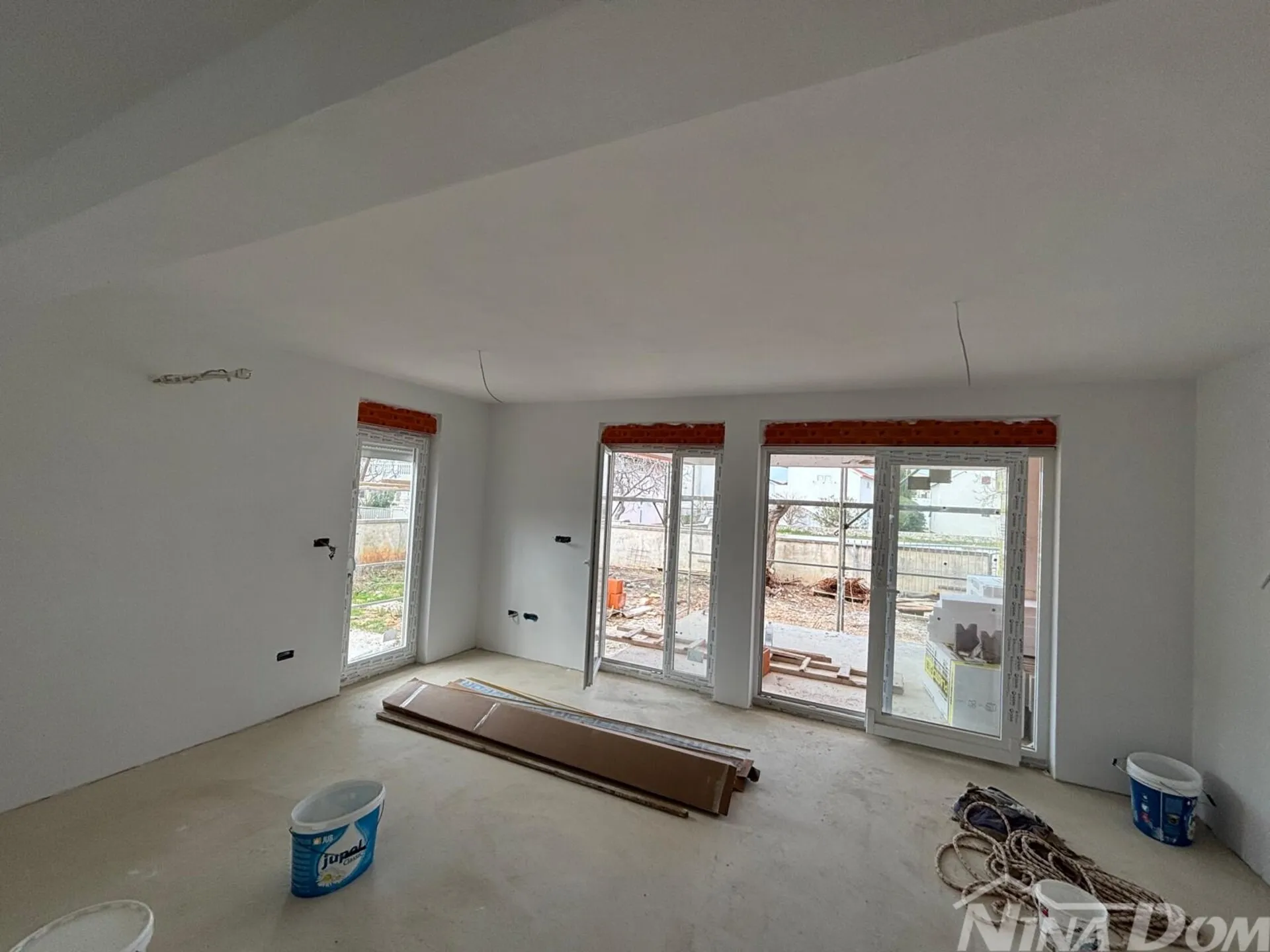 južna strana otoka vira, novogradnja vila s bazenom - slika 7
