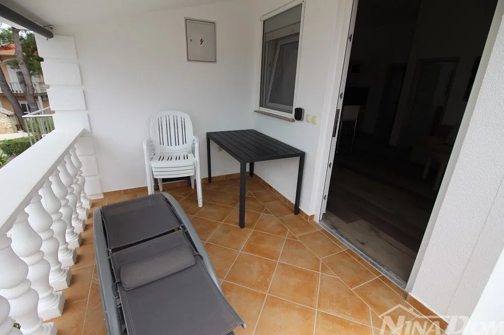 apartmanska kuća s 4 stambene jedinice, 140 met. do plaže prezida - slika 11