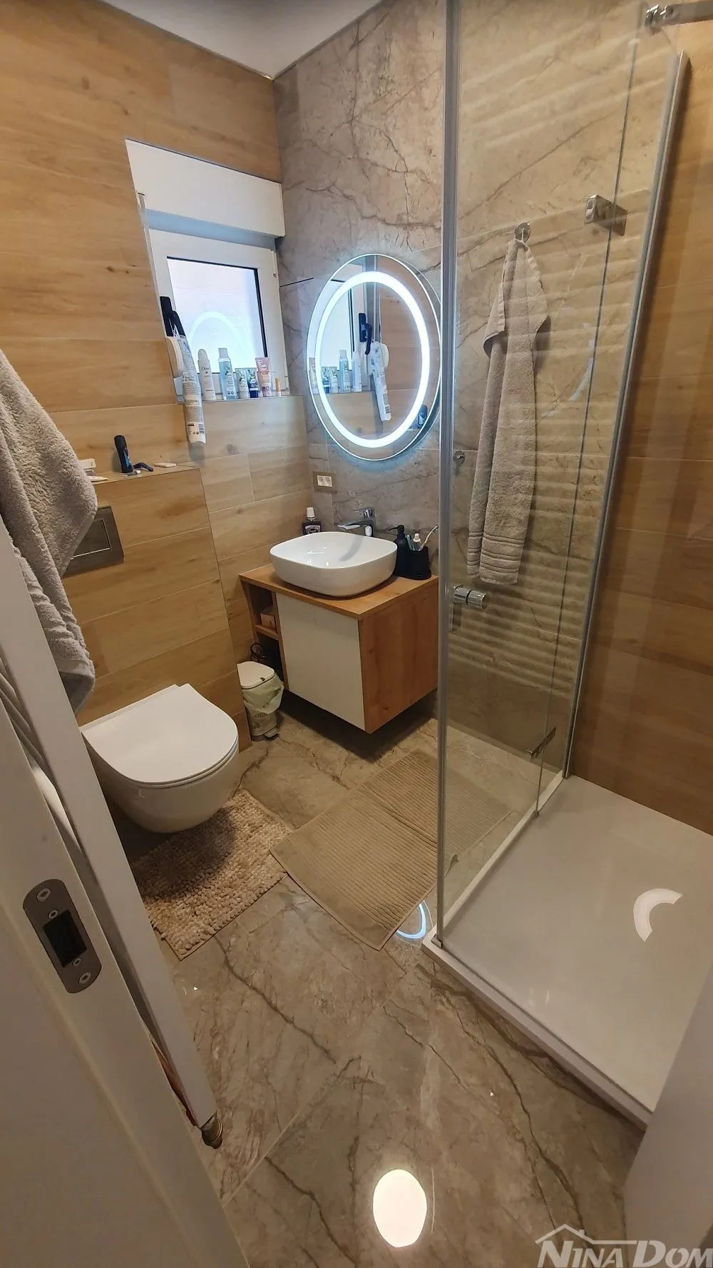 nekretnina s velikom okućnicom,teniskim terenom,bazenom, 45 m od mora - slika 36