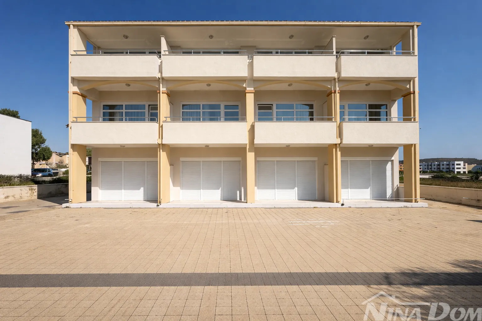 Potencijalni Mini Hotel / Apartmanska zgrada – Sukošan 70 m od mora - Sukošan, Sukošan