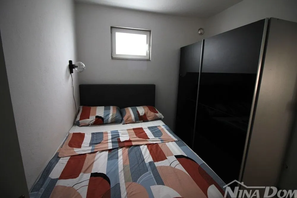 apartman u nizu s dvije spavaće sobe, blizina centra - slika 9