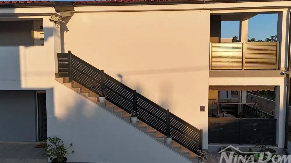 apartman na katu, centar otoka vira (voda i kanalizacija) - slika 4