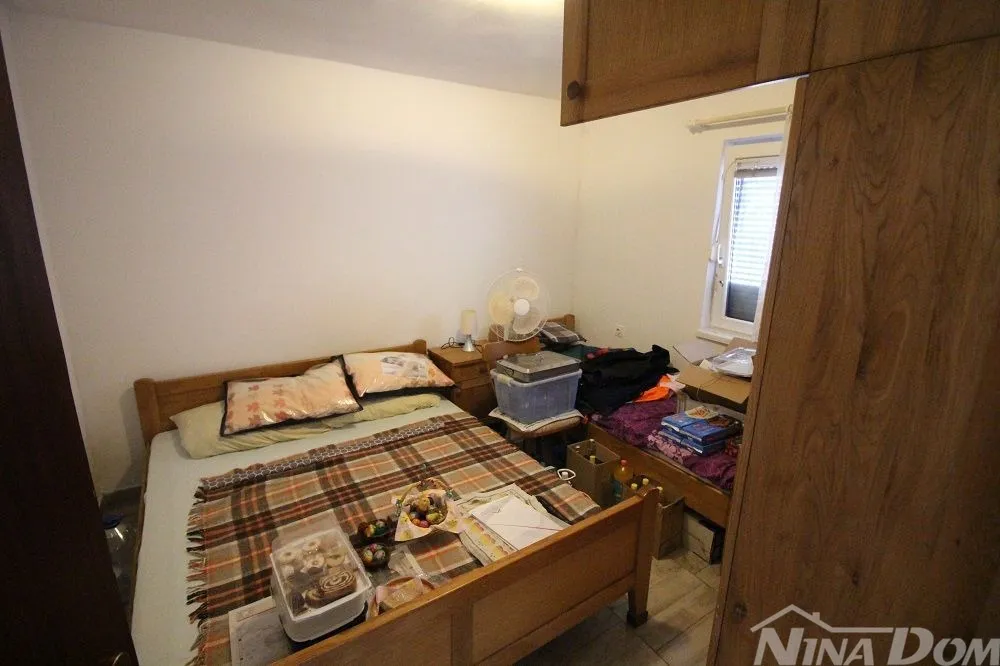 dvojna kuća s dva apartmana 50 metara do mora. - slika 6
