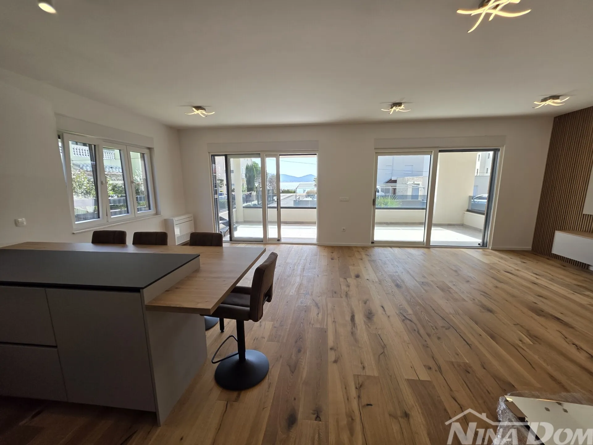 apartman s pogledom na more – 50 m od plaže, sukošan - slika 5