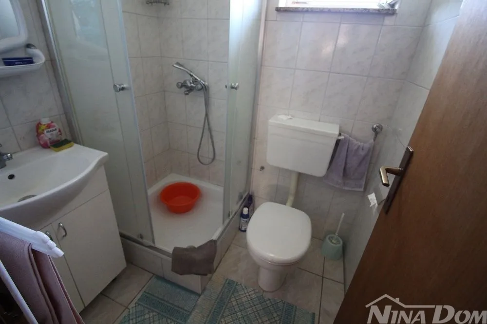 apartmanska kuća 400 metara do mora - slika 8