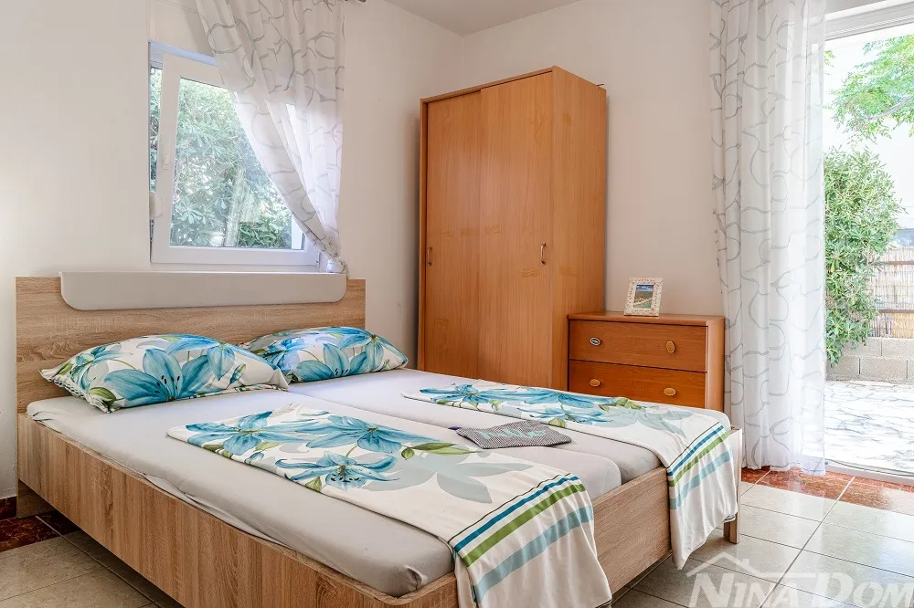 dalmacija vir samostojeća nekretnina s 4 stambene jedinice - slika 15
