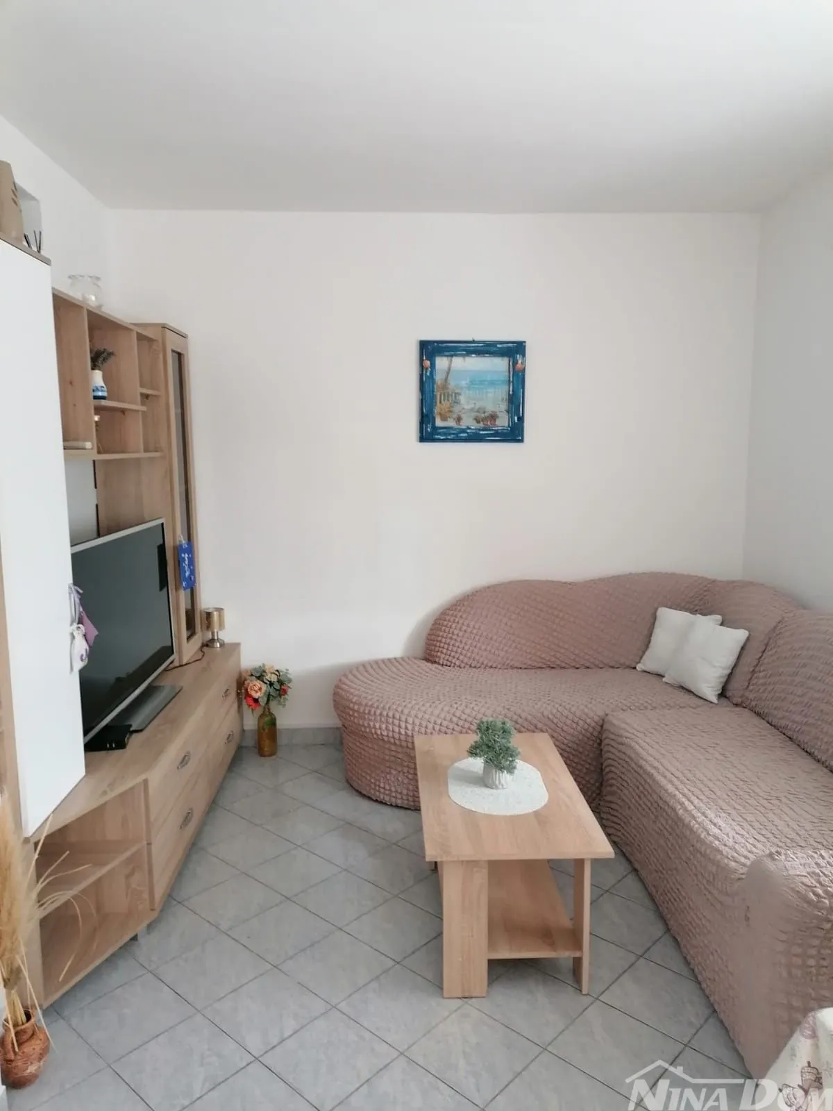 kuća s dva stana, južna strana otoka vira 120 met. do mora - slika 9