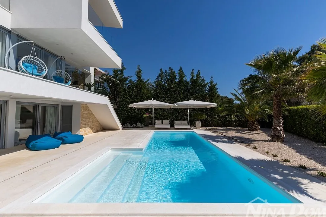 ekskluzivna luksuzna vila u 1. redu do mora zadar, dalmacija - slika 5