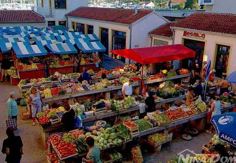Tržnica biograd 110,68 - Biograd na Moru, Biograd na Moru