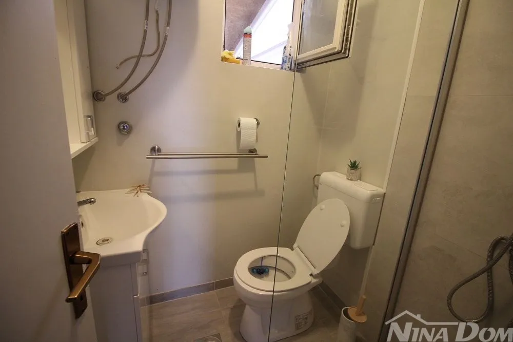 apartman u nizu s dvije spavaće sobe, blizina centra - slika 8