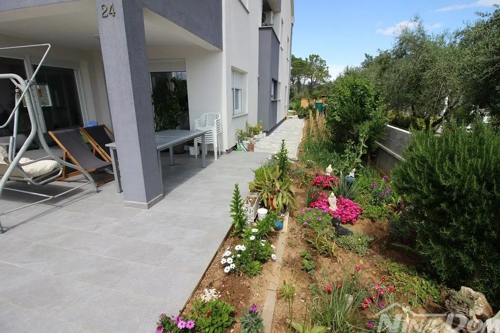 apartmanska kuća novogradnja - slika 31