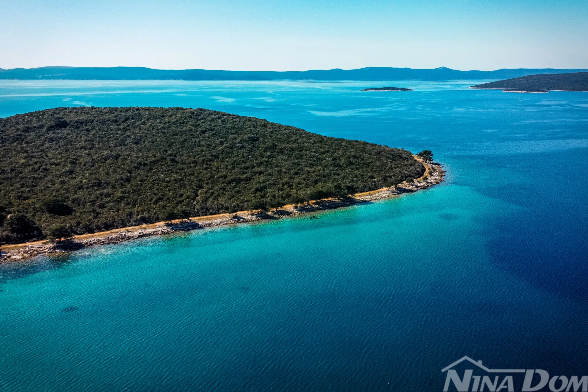 otok ugljan guduće kuća 50 metara od mora - slika 27