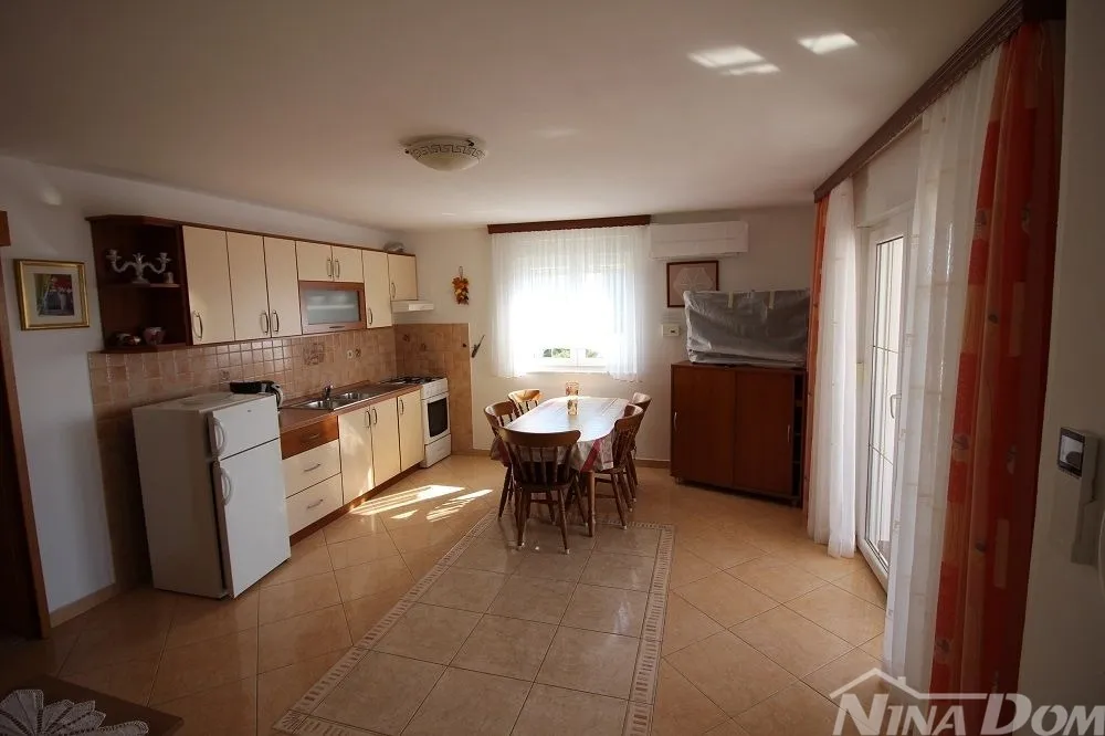 apartmanska kuća 2.red od mora južna strana vira - slika 7