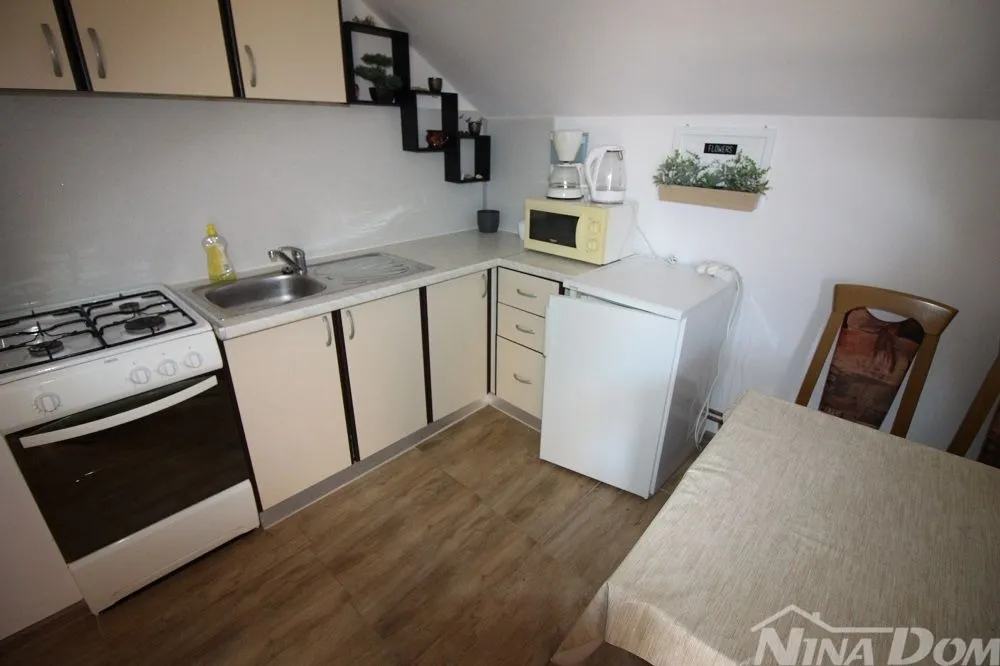 dva apartmana južna strana otoka vira - slika 12