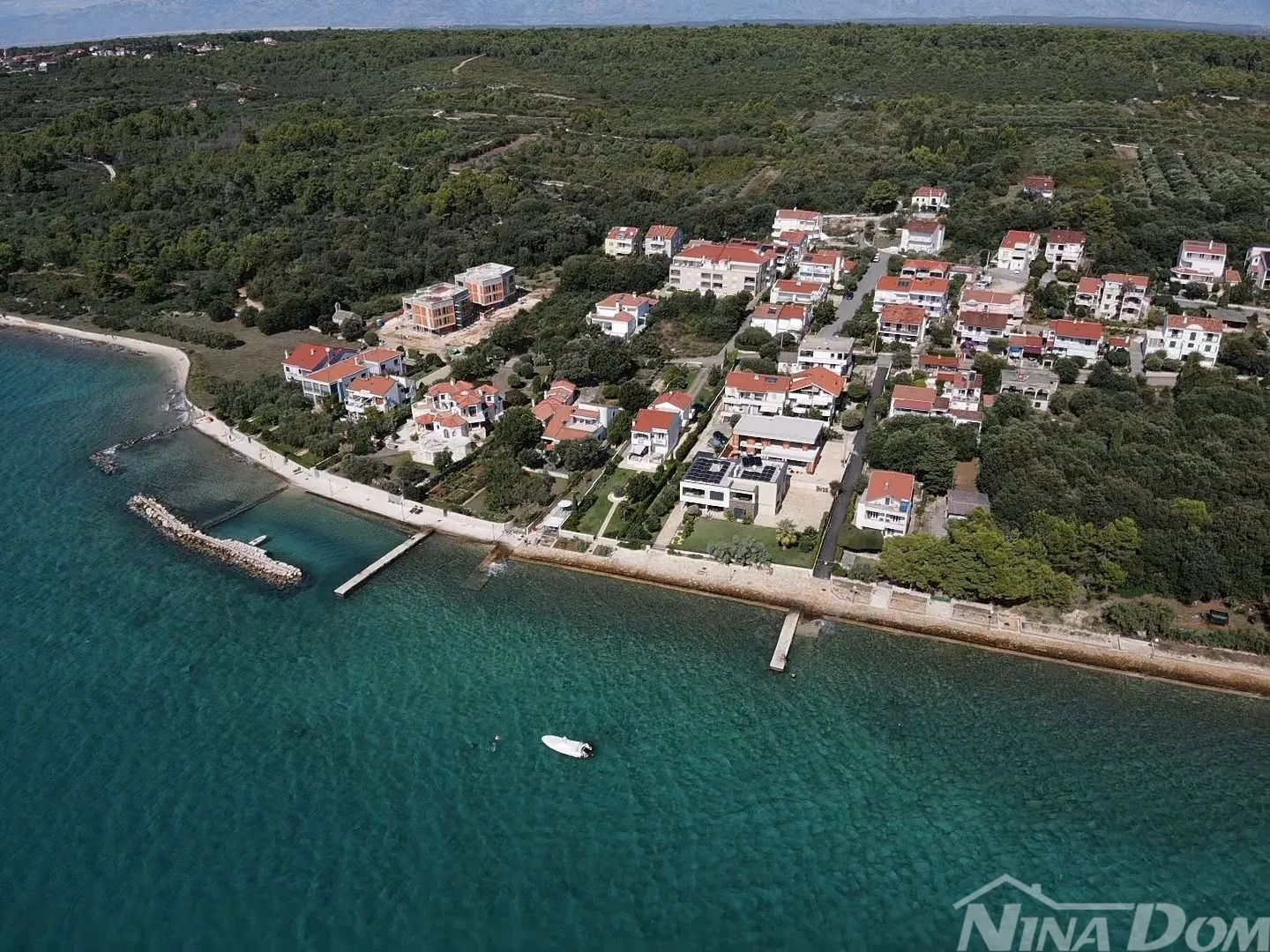 prilika prodaja diklo dvojna kuća na mirnoj i tihoj lokaciji - slika 15