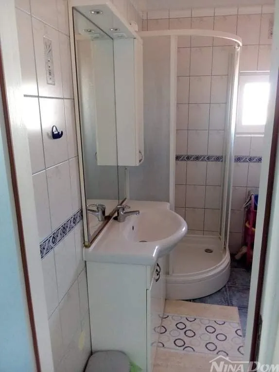 nekretnina 3 stambene jedinice prvi red do mora. - slika 11