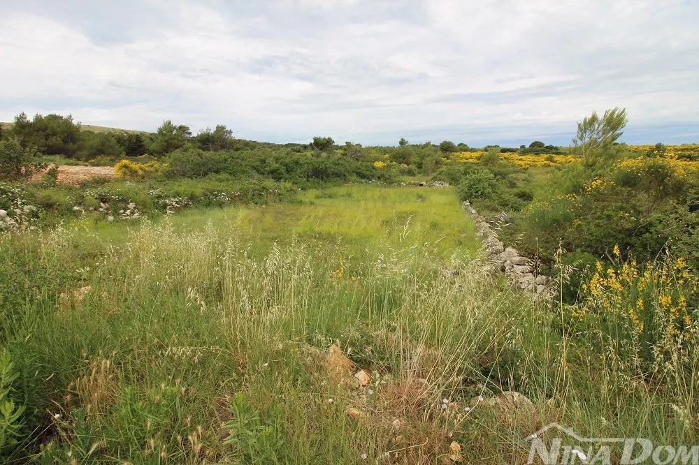 poljoprivredno zemljište 760 m2 - slika 3