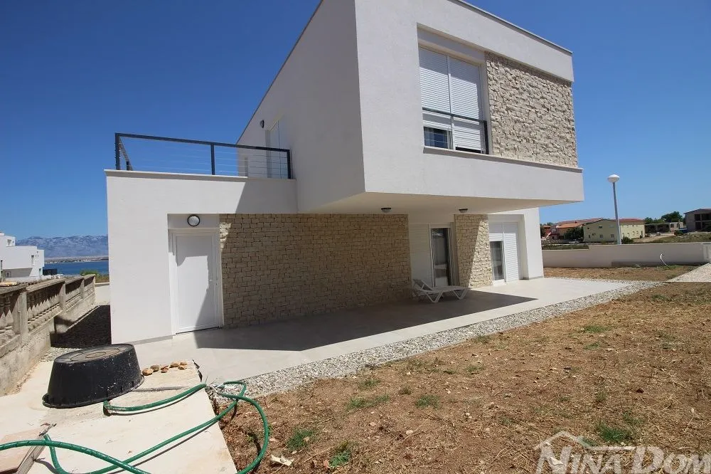 villa 100 metara do mora - slika 4