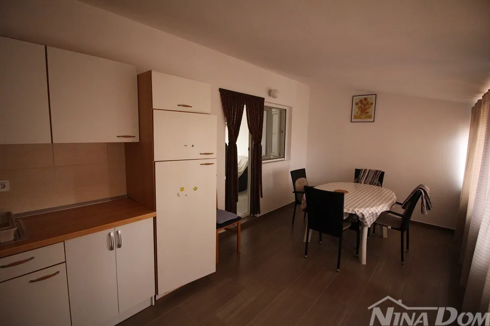 nekretnina drugi red do mora s lijepom okućnicom - slika 8