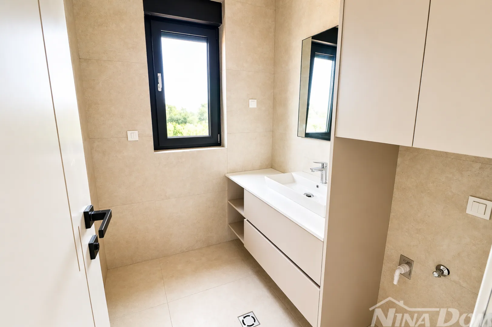 dalmacija- privlaka- penthouse 250 metara od mora - slika 11