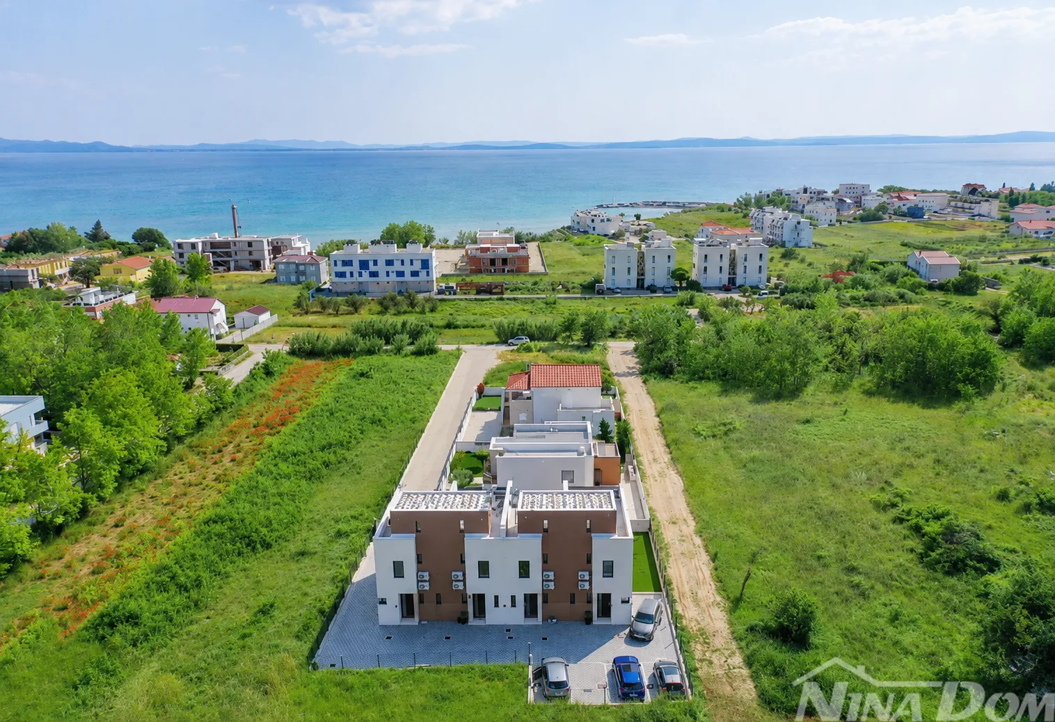 PRIVLAKA-DALMACIJA-200 metara OD MORA - Privlaka, Privlaka