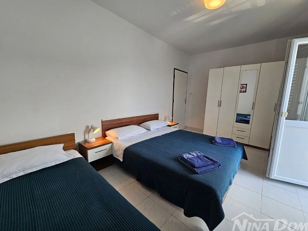 prvi red apartmanska kuća savar dugi otok - slika 26