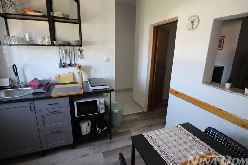 kuća vir dvojnica s tri apartmana - slika 17