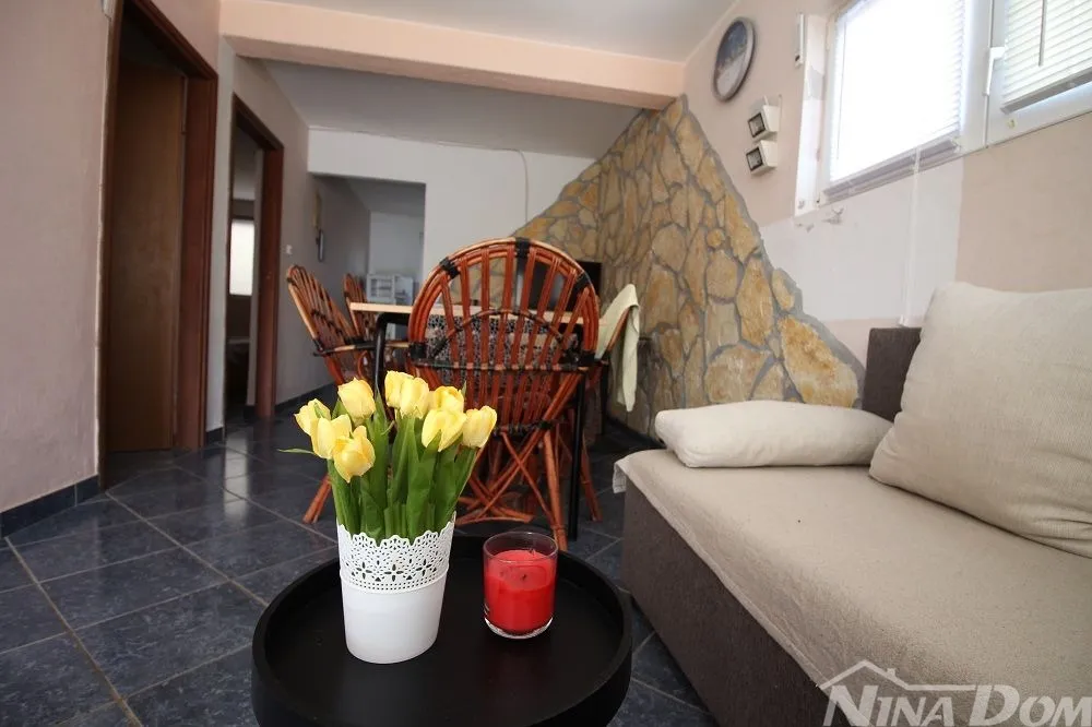 apartman prizemlje s velikom terasom - slika 5