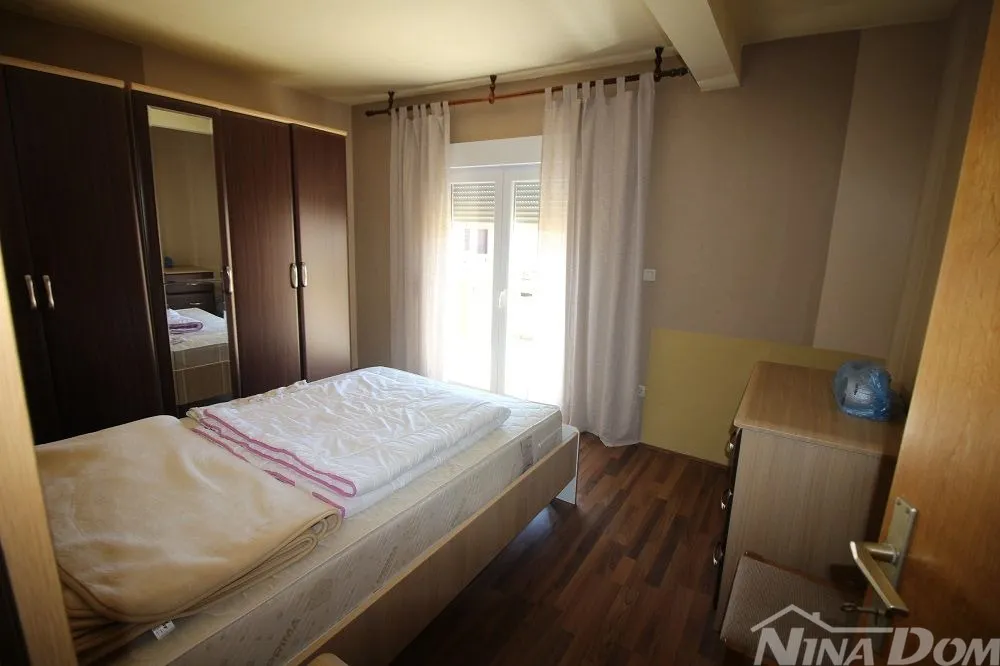 obiteljska nekretnina južna strana 350m. do mora. - slika 14