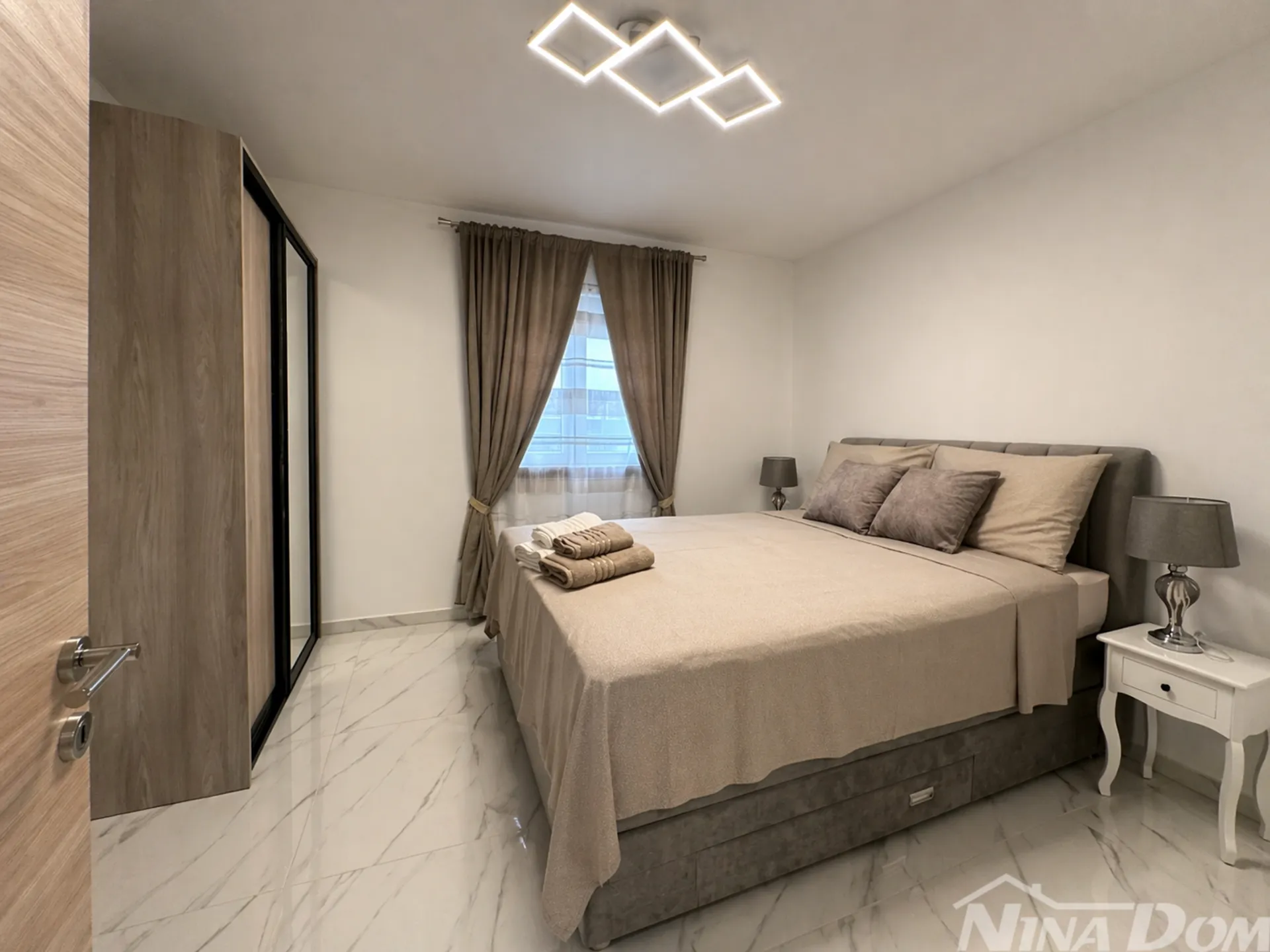 kuća s 4 apartmana+dodatno zemljište–2. red od mora pridraga, hrvatska - slika 9